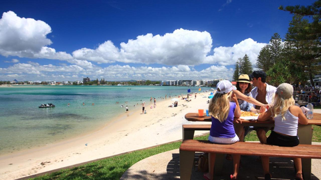 Family, Romance, Fun On Kings Beach Caloundra Buitenkant foto
